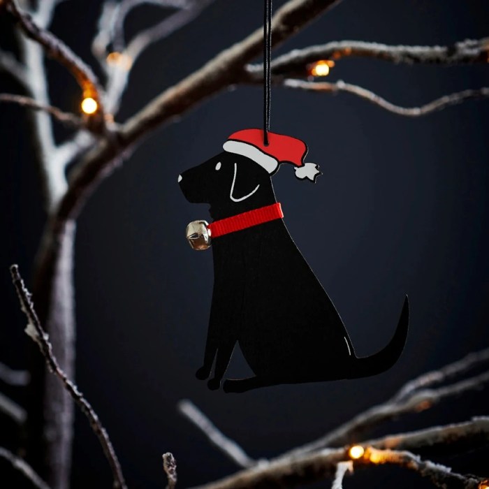 Black lab christmas decor outdoor