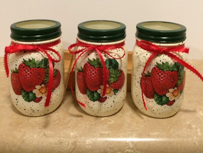 Strawberry shortcake kitchen decor