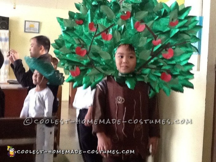 Christmas tree costume diy