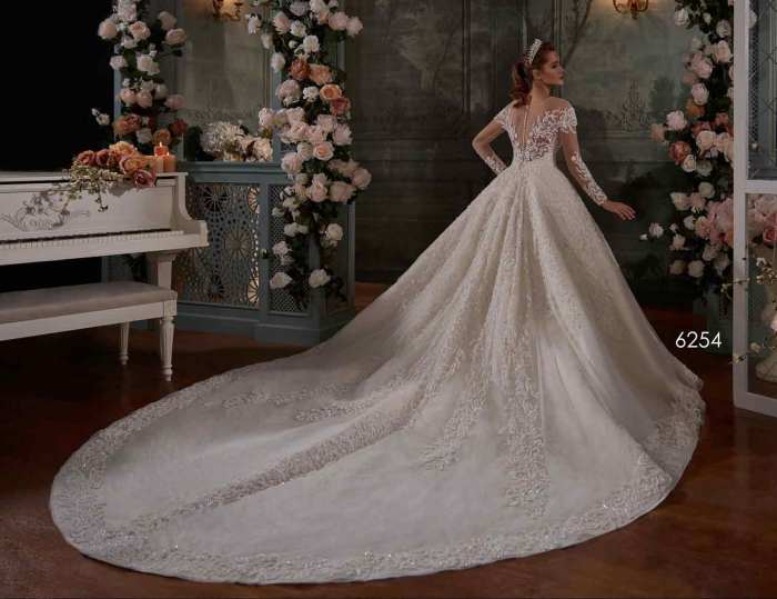 Dubai wedding dresses online