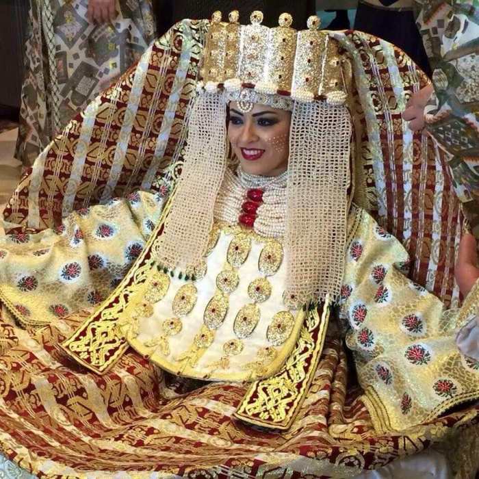 Bride moroccan wedding dress